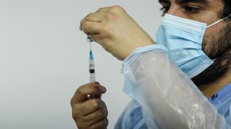Estudio muestra efectividad de vacuna de Sinovac contra variante brasileña del Covid-19