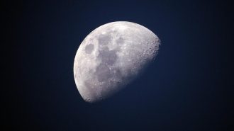 China descubre un nuevo mineral en la Luna