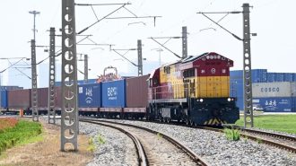 Inversión china en transporte aumentó 5,8 por ciento en período enero-noviembre