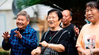 La socialización prolonga significativamente la vida, según estudio