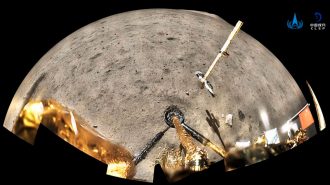 Un equipo chino descubre nuevas evidencias de agua en la Luna