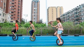 Ciudad china entrega dinero mensual a familias para que tengan un tercer hijo