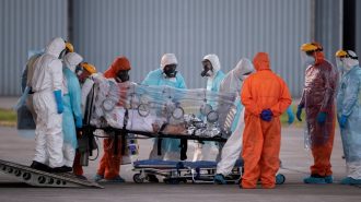 China pide que EEUU invite también a la OMS para buscar el origen del virus