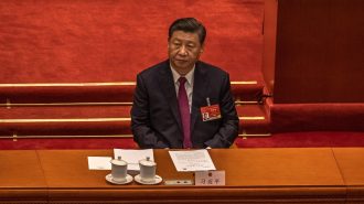 Xi destaca nueva filosofía de desarrollo y unidad étnica durante sesión legislativa