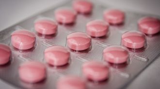 China aprueba uso de un medicamento contra el VIH para tratamientos anticovid
