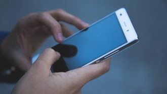 Número de teléfono con 9 seises, a subasta en China por mil millones de pesos