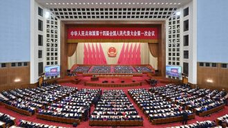 China fija sus objetivos para el primer año después del fin del “cero covid”