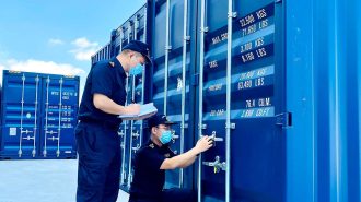El próspero transporte de carga entre la ciudad china de Xiamen y Asia Central