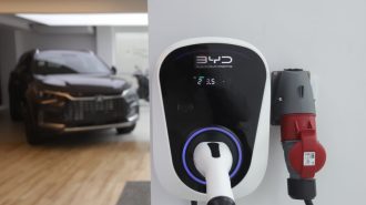 Académico: Penetración de autos eléctricos en Chile será de la mano de China