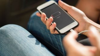 Crean una batería que carga el teléfono móvil al 90% en 10 minutos