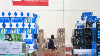 China impulsa construcción de almacenes en el extranjero