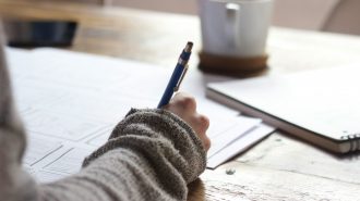 China crea primera carrera universitaria en gestión funeraria ante crecimiento del mercado