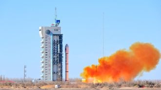 China logra prueba clave de la cofia de su nuevo cohete para plan de alunizaje tripulado