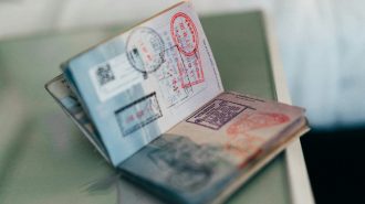 China seguirá ampliando exenciones de visado y celebra apertura a América Latina