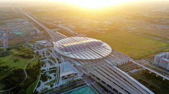 Capacidad instalada de energía eólica y solar de China aumenta en primeros ocho meses