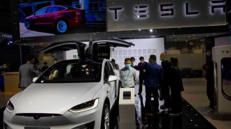 Especial para conductores sin experiencia: El imponente auto eléctrico de Tesla