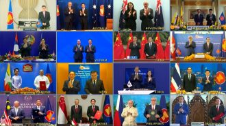 China encabeza el mayor tratado de libre comercio del mundo