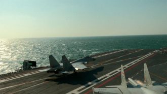 Cómo China entrena a sus propios pilotos a bordo de portaaviones