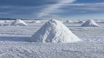 Efecto China: El litio como base de acuerdos de inversión y electromovilidad