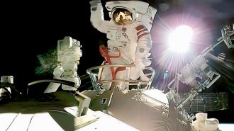 Astronautas de la misión china Shenzhou-13 realizan nuevo paseo espacial
