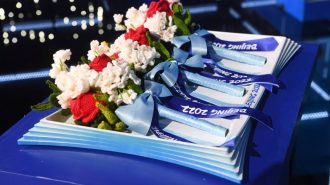 Medallistas de Beijing 2022 recibirán ramos de flores de lana