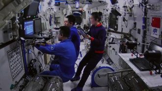 La tripulación de la Shenzhou-13 celebra la Fiesta de la Primavera en el espacio