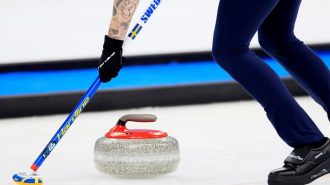 Investigadores chinos desarrollan robots capaces de jugar al curling y esquiar