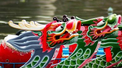 Efecto China: En qué consiste la Fiesta del Bote del Dragón
