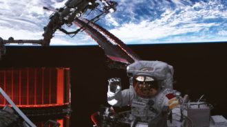 Nuevos tripulantes cumplen su primera misión fuera de la estación espacial china