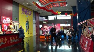 China lidera por primera vez la taquilla mundial