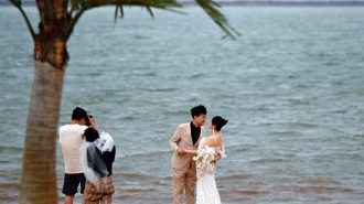 El número de matrimonios en China cayó en 2024 a su mínimo desde 1980