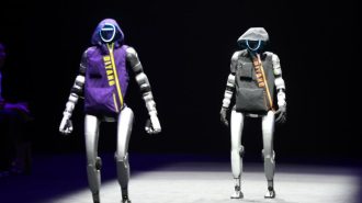 Robots deslumbraron en la Semana de la Moda de Tianjin 2025