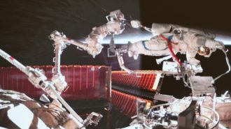 Tripulación de Shenzhou-19 concluyó segunda serie de actividades extravehiculares