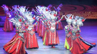 El espectáculo que exhibe la vibrante cultura étnica de Guizhou