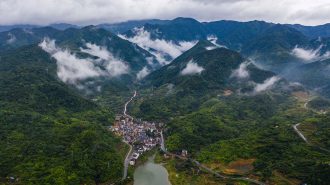 Aldea china crea cinturón industrial rural con turismo y agricultura