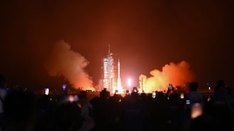 Taikonautas parten rumbo a la Estación Espacial China