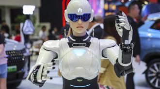 Chery presentó robot que podría reemplazar a los humanos en las salas de venta